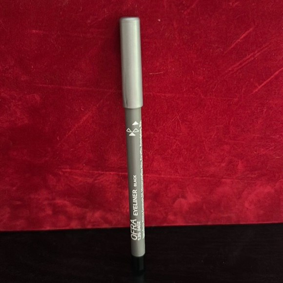 Ofra eyeliner pencil in black - Picture 1 of 2